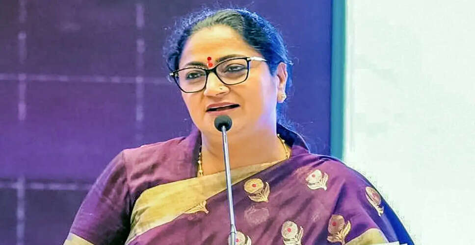 Delhi Chief Minister Inspects Aruna Asaf Ali Hospital to Address Patient Concerns