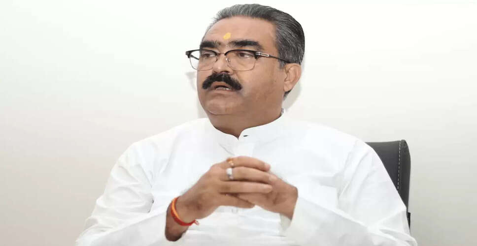 Bikram Thakur Criticizes Congress Government Over Alleged Corruption in Kangra Valley