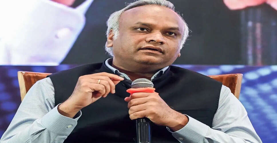 Karnataka Home Minister Demands Transparency from RSS Regarding Legal Status and Funding