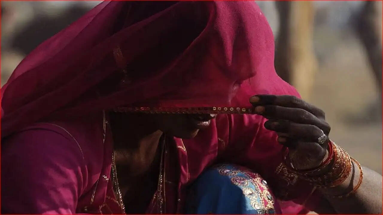 Tragic Suicide of Young Woman in Bihar After Betrayal