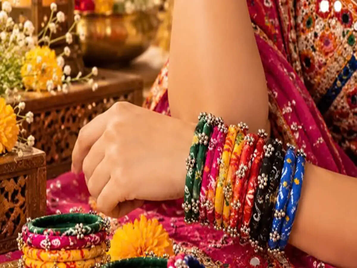 Stylish Bangles to Elevate Your Navratri Dandiya and Garba Nights