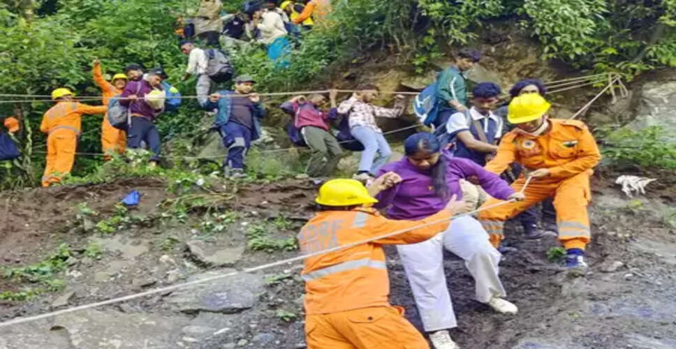 Rudraprayag road accident: Six Rajasthan pilgrims missing, CM dials Uttarakhand counterpart