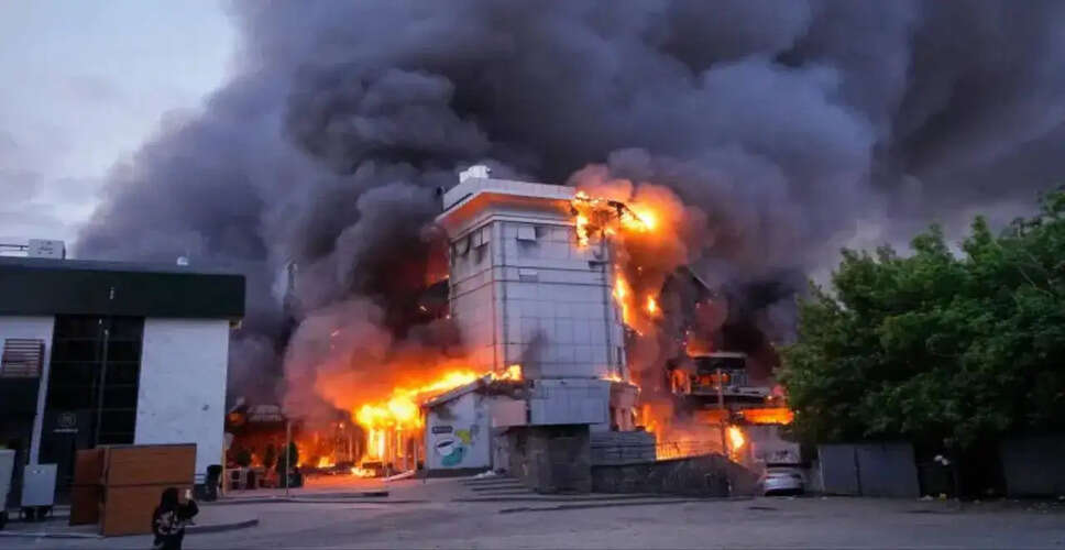 Intense Russian Assault on Kyiv Results in Casualties and Destruction