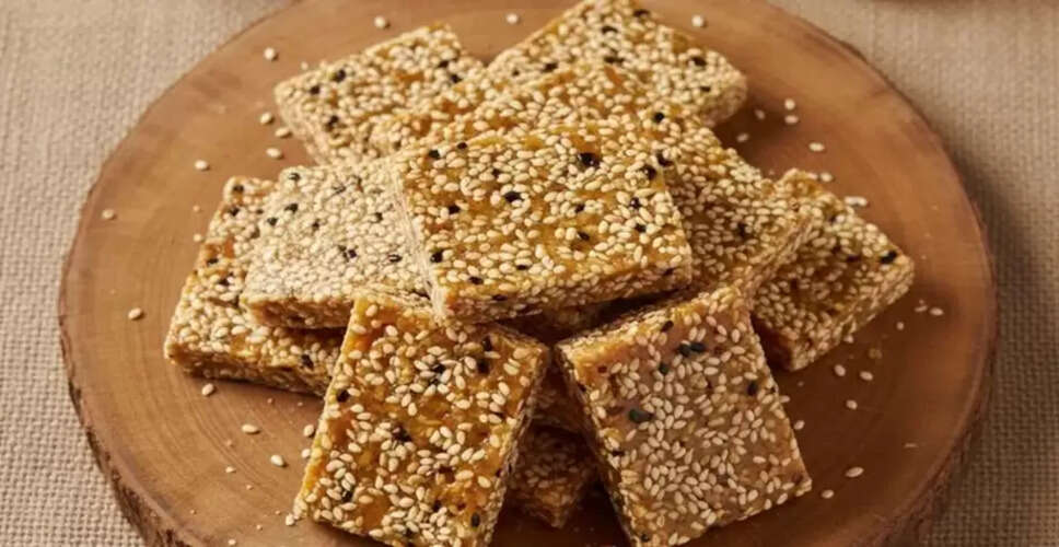 Delicious Sesame-Jaggery Chikki Recipe for Winter Treats