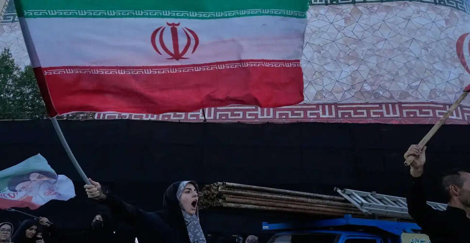 US and Iran Reach Agreement to End Hostilities and Reopen Strait of Hormuz