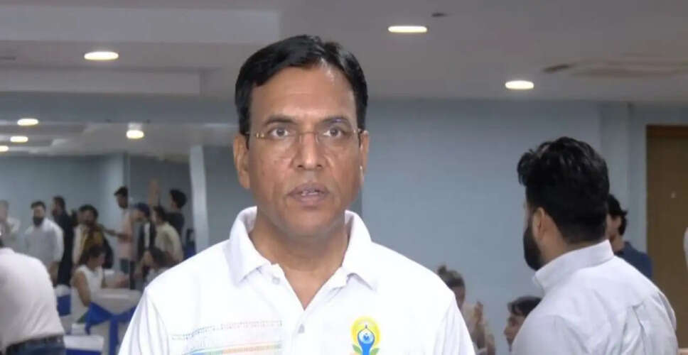 Celebrating Yoga: Union Minister Encourages Daily Practice on International Day of Yoga