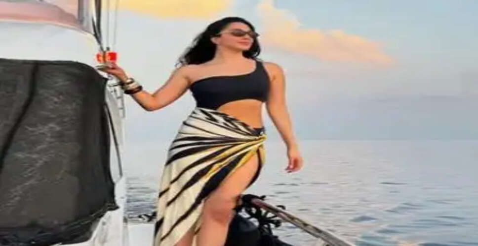 Kiara Advani's Dreamy Maldivian Getaway with Sidharth Malhotra and Baby Saraayah