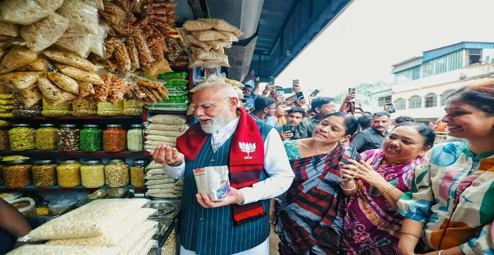 Threats Follow Viral Fame of Bengal Snack Vendor After PM Modi's Visit