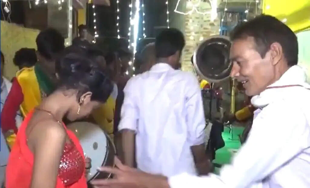 Viral Video Sparks Outrage Over Inappropriate Behavior in Bihar