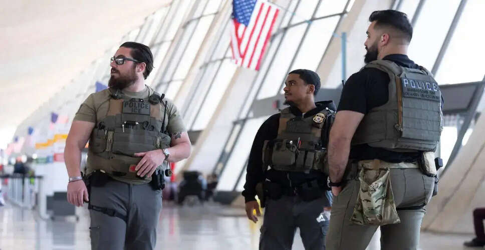 Trump Deploys ICE Agents to Airports Amid Ongoing Government Shutdown