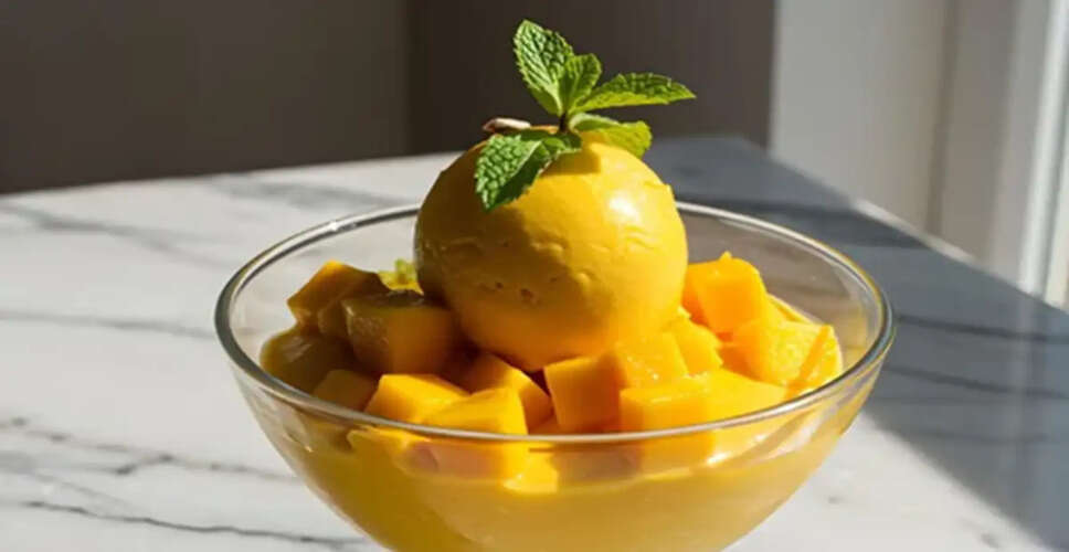 Delicious Homemade Mango Ice Cream Recipe for Summer