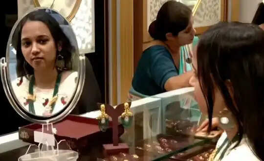 Fluctuations in Gold and Silver Prices Continue Amid Market Changes