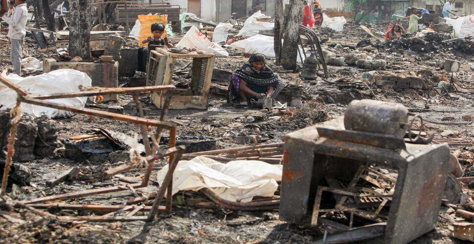 Massive Fire Devastates Nature Bazaar in South Delhi