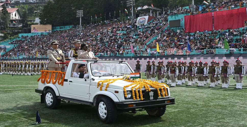 President Droupadi Murmu Awards Police Colour to Sikkim Police