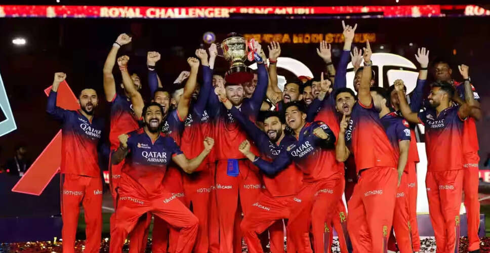 RCB Celebrates Historic IPL Victory with Grand Parade in Bengaluru