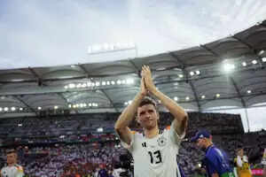 Thomas Müller Bids Farewell to Bayern Munich After 25 Remarkable Years