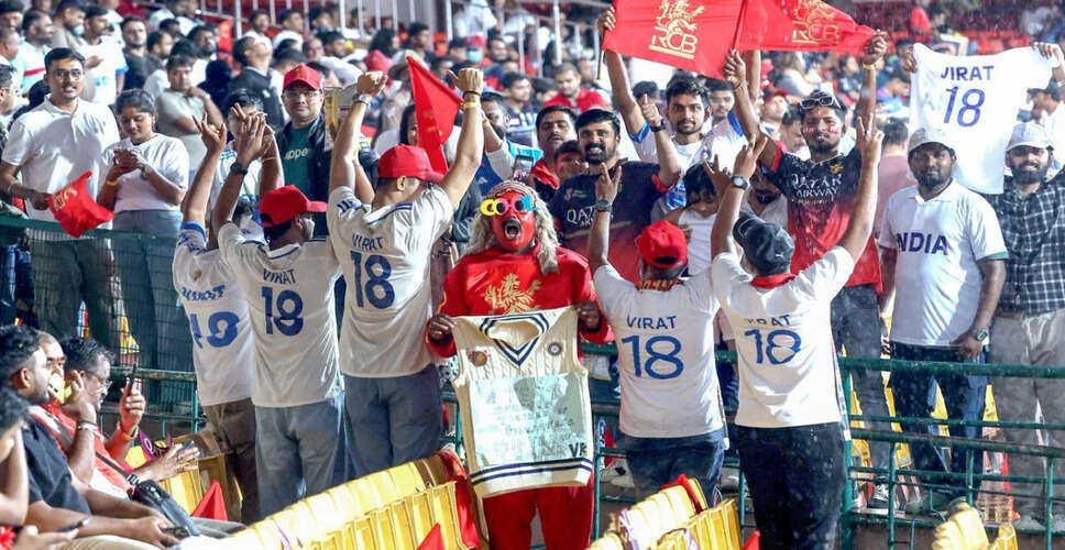 Fans Pay Heartfelt Tribute to Virat Kohli at IPL Match
