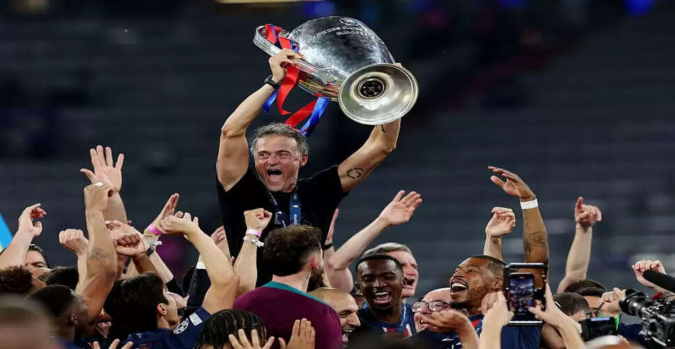 Khabib Nurmagomedov Joins PSG Celebration After UEFA Champions League Triumph