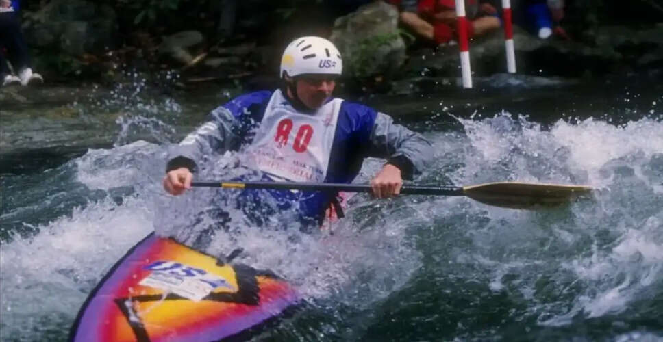 Former Olympian David Hearn Denies Vandalism Charges at Lincoln Memorial Reflecting Pool