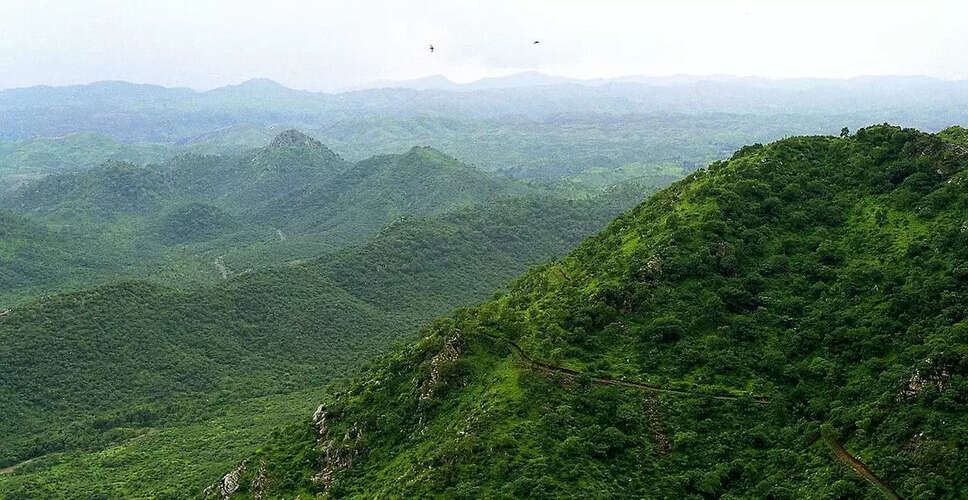 Supreme Court Reviews Aravalli Hills Redefinition Amid Environmental Concerns