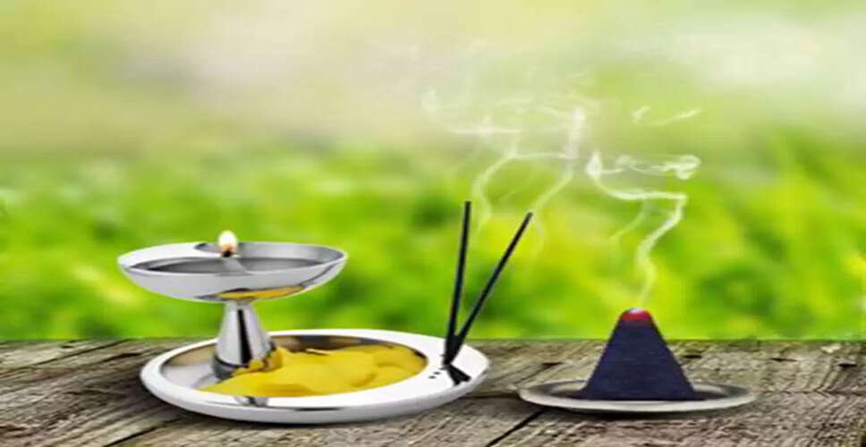 Understanding the Significance of Incense Sticks and Agarbatti in Worship