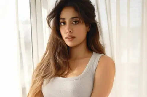 Janhvi Kapoor Shares Disturbing Experience with Deepfake Images