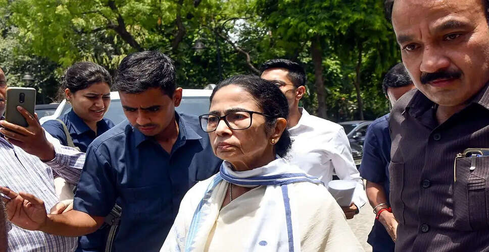 Political Turmoil in TMC: Mamata Banerjee Faces Rebellion Amidst Alliance Challenges