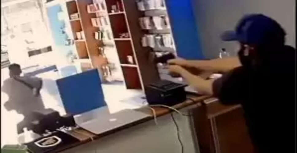 What Shocking Twist Unfolds in This Viral Phone Shop Robbery Video?