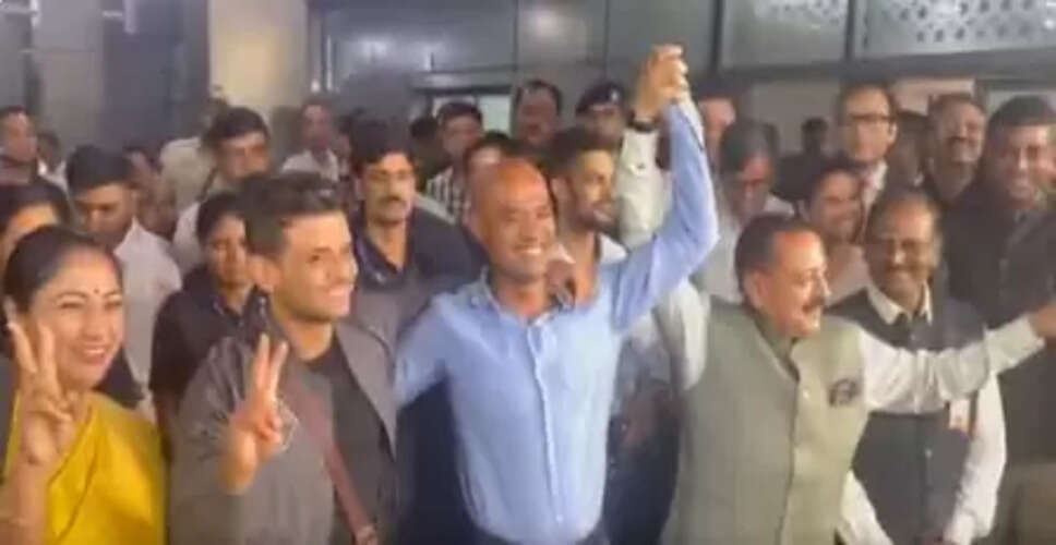 CM Rekha Gupta, Union Minister Jitendra Singh receive astronaut Shubhanshu Shukla at Delhi airport