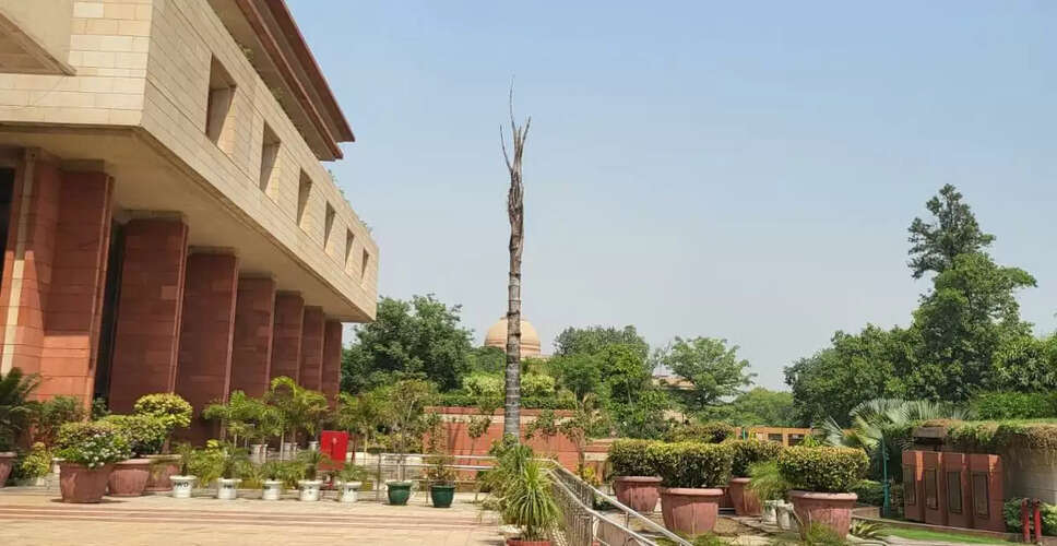 Delhi High Court Dismisses CBI Lookout Circulars Against NDTV Founders