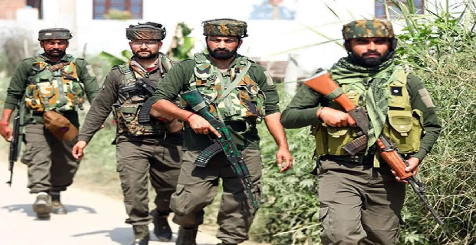 Four Indian Soldiers Injured in Grenade Explosion Near LoC in Jammu and Kashmir
