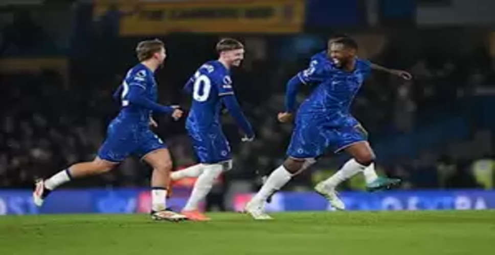 Premier League: Chelsea beat Wolves to move up to fourth