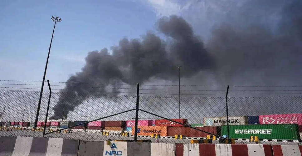 US Explores Use of Iranian Assets for Gulf Reconstruction Amid Ongoing Tensions