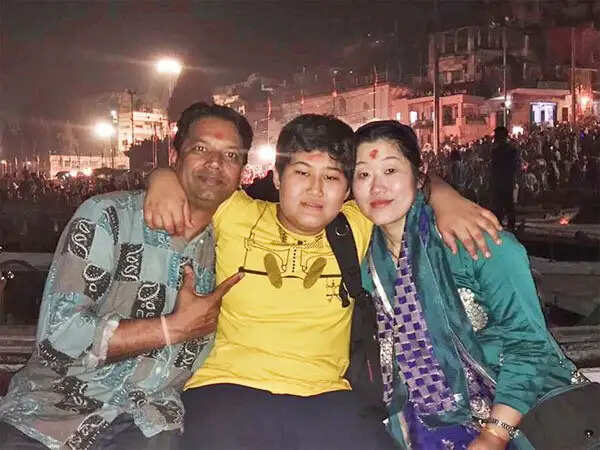 Japanese Woman Leaves Microsoft to Teach Indian Philosophy