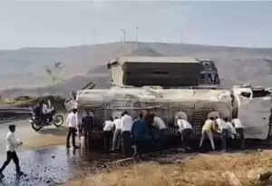 Petrol Spill in Maharashtra Turns into a Fuel Frenzy: What Happened?