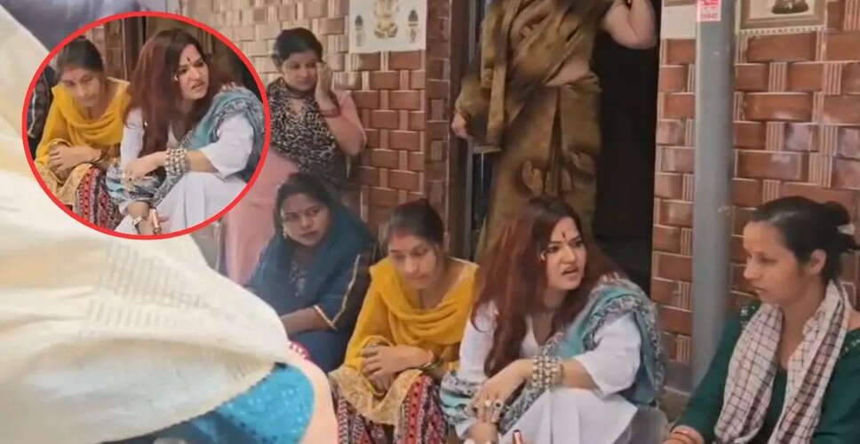 Shalini Singh Engages with Noida Workers Amid Ongoing Protests