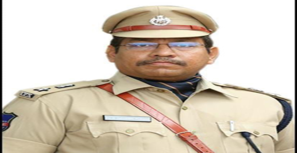 Hyderabad police examine IPS officer in property dispute case, deny arrest (Lead)