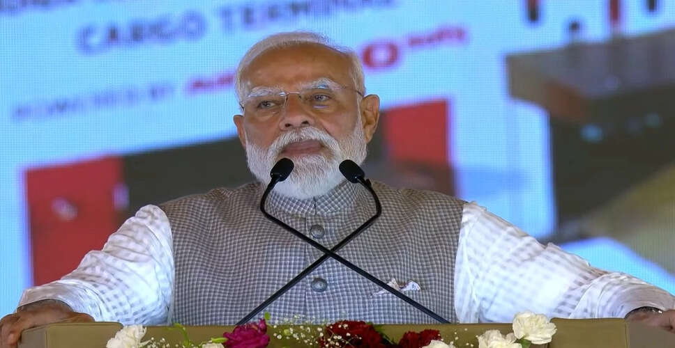 PM Modi Criticizes Opposition for Delays in Noida Airport Project