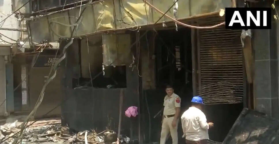 Tragic Fire in Delhi Restaurant Claims Lives and Injures Several