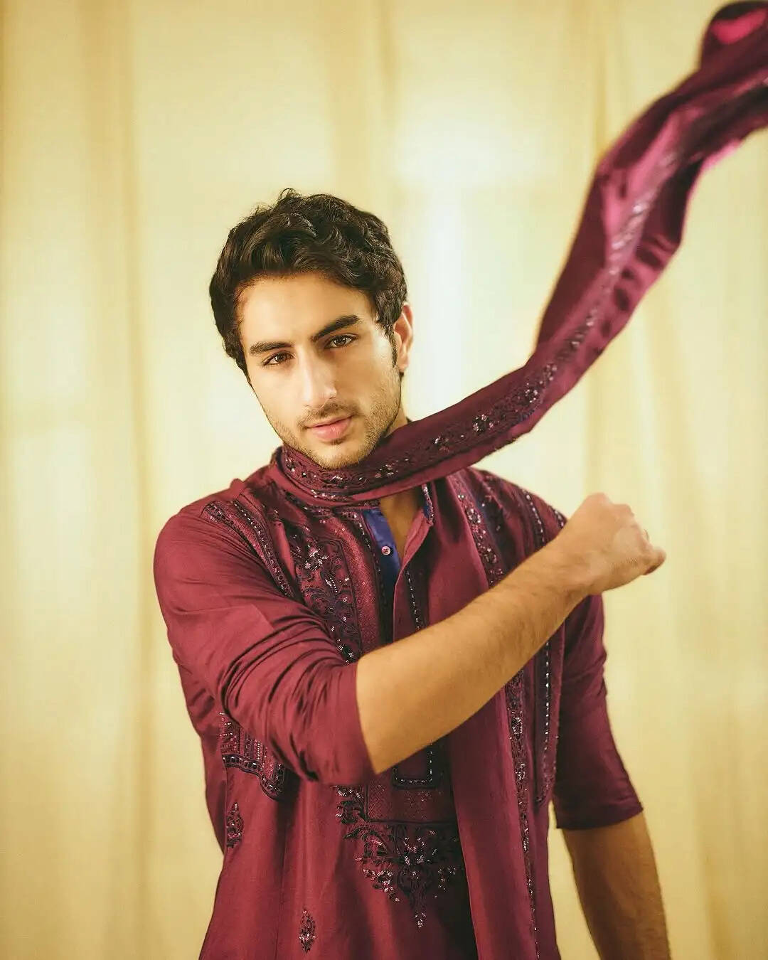 Elevate Your Eid Style with Bollywood-Inspired Kurtas