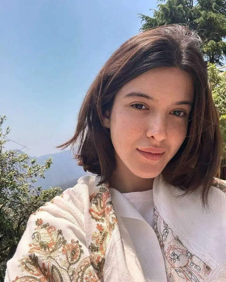 Embrace the Short Hair Trend: Celebrity Inspirations for a Bold Look