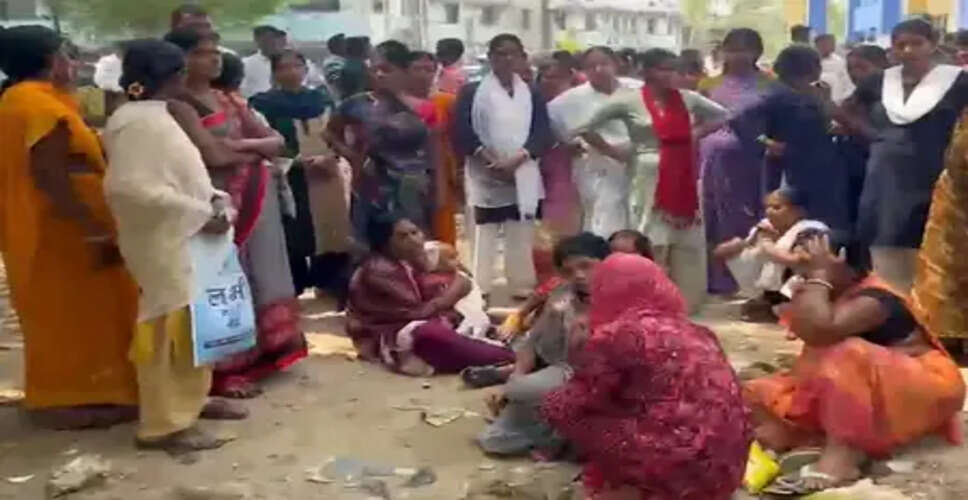 Tragedy Strikes: Stampede at Mata Sheetla Temple Claims Lives in Bihar