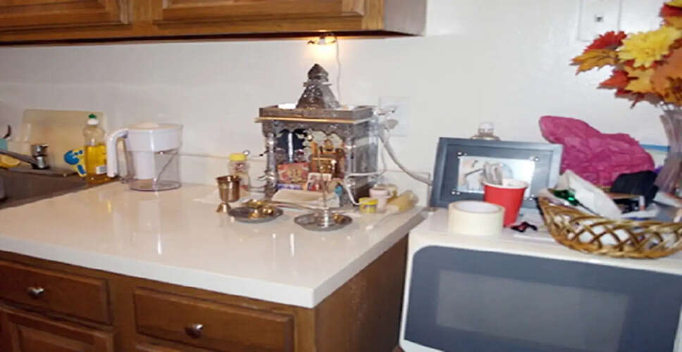 Vastu Shastra: Why You Shouldn't Place a Temple in Your Kitchen