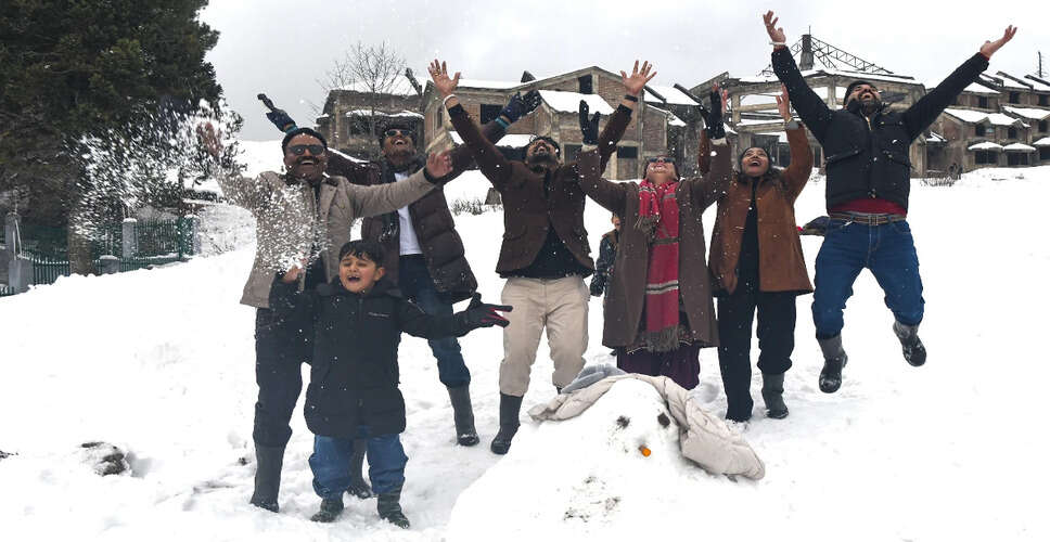 Severe Cold Grips Northern India as New Year Begins