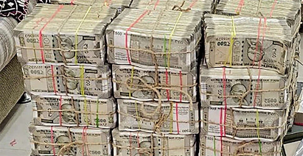 Karnataka Transport Bus Passenger Caught with ₹1.2 Crore in Cash Linked to Hawala