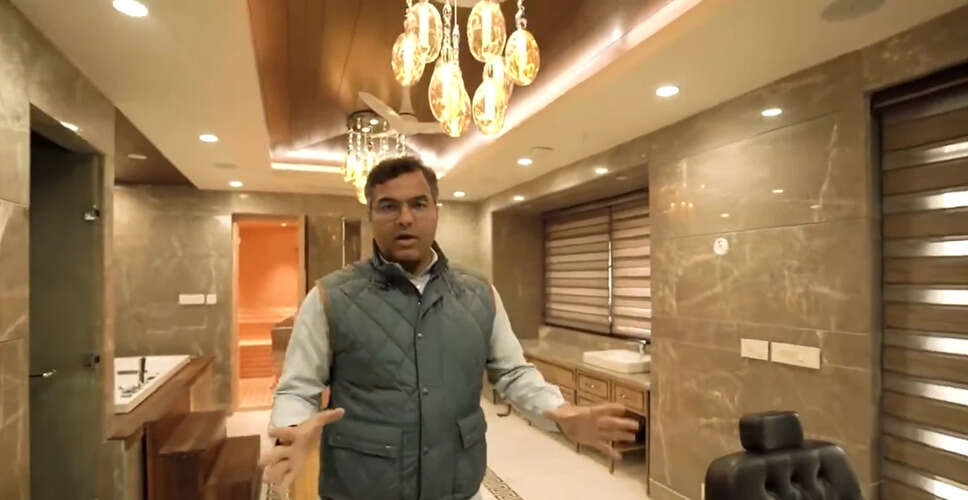 Political Clash in Delhi Assembly Over Ex-Chief Minister's Residence Expenses