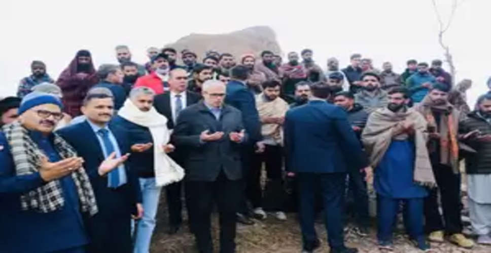 Omar Abdullah visits grieving Budhal families, promises support