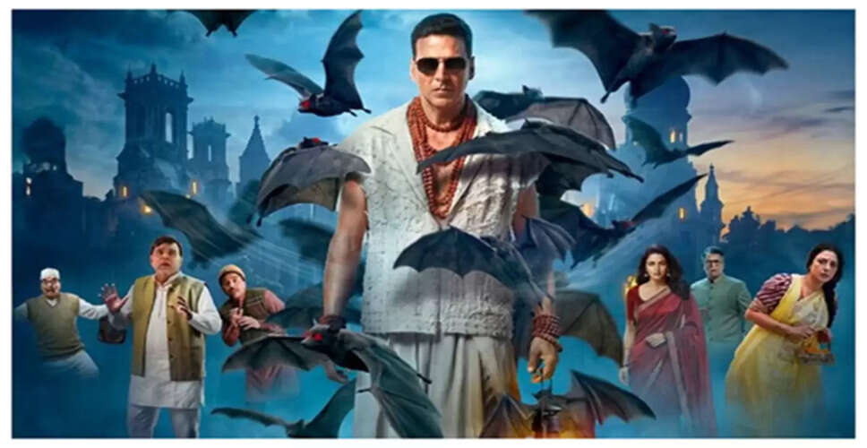 Akshay Kumar's *Bhoot Bangla* Hits Theaters: Opening Day Earnings Revealed