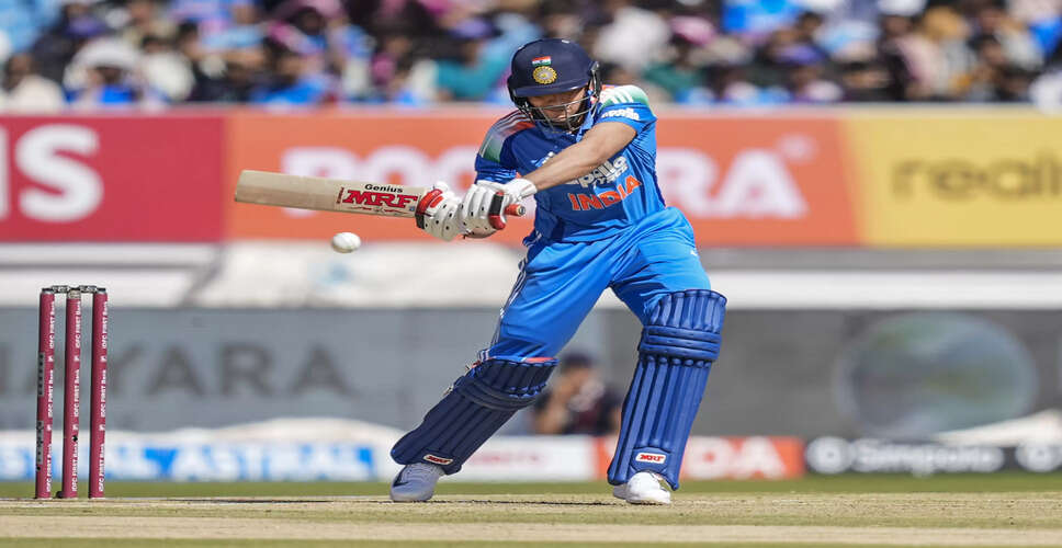 Live Updates: India vs New Zealand ODI at Niranjan Shah Stadium