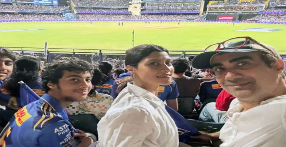 Bollywood Stars Shine at IPL 2023: A Night of Cricket and Glamour